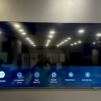 Samsung BU8500 TV Beyaz Işık