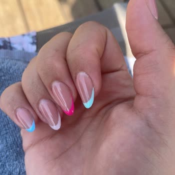 Atelier Nail Studio Manikür Hizmetinden Memnun Kalmadım