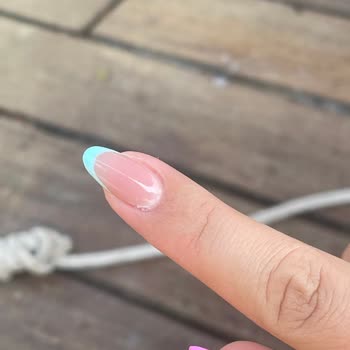 Atelier Nail Studio Manikür Hizmetinden Memnun Kalmadım