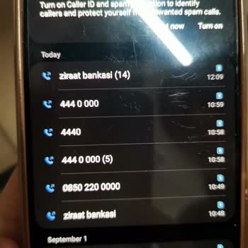 Ziraat Bankası Ataşehir Şubesi Telefonlara Cevap Vermiyor.
