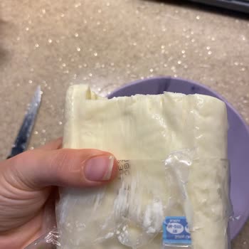 Sütaş'ın Kaşar Peyniri Hakkında Şüphelerim Var