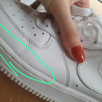 Nike Air Force Ayakkabımın Derisinde Yırtılma Oldu, Değişim Yapılmadı.