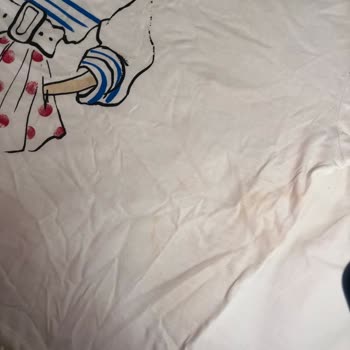 Yumoş Deterjanı Mağduru Beyazlarım Artık Sarı Lekeli Ve Delik Deşik😡