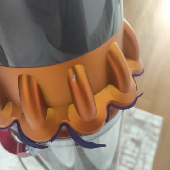 Dyson V15'te Lastik Deformasyonu Sorunu