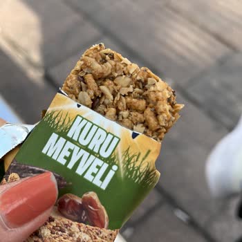 Çağdaş Marketler Aldığım Ürünün Kurtlu Çıkması