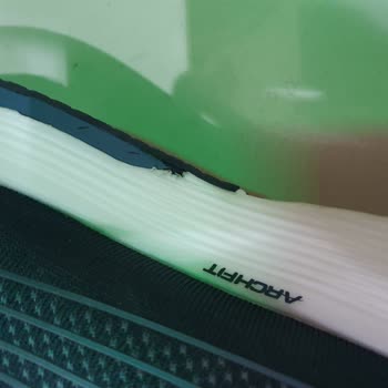 Skechers Ürünün Arkasında Durmuyor