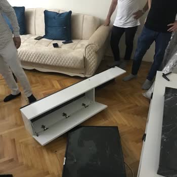 Modalife Kalitesiz Montaj Sonucu Üzerimize Düşen TV Ünitesi