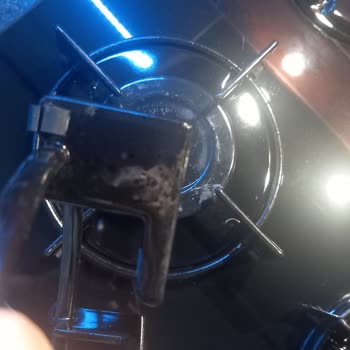 Bosch Marka Ankastre Ocağın Gözlerinin Ve Demirlerin Soyulması