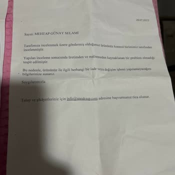 Sneaks Up New Balance Marka Ürünün Kısa Sürede Yırtılması