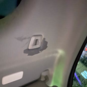 BMW Aracım Yagmur Suyunu İçeriye Aldı.