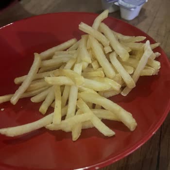 Saloon Burger Yanlış Burger Yanlış Boyut