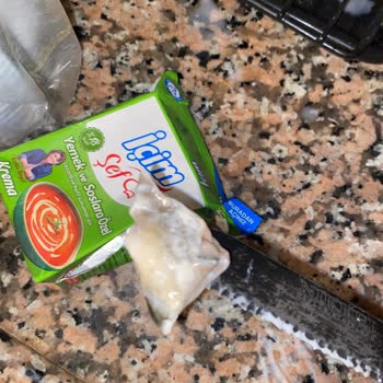 İçim Krema İçinden Kötü Belirsiz Madde Çıktı