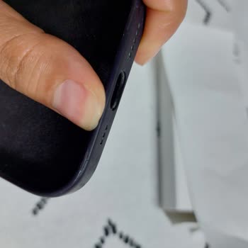 iPhone Silikon Kılıfım Yırtıldı