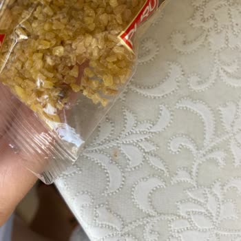 Ağız Tadıyla Gönül Rahatlığıyla Böcekli, Kelebekli Duru Bulgur
