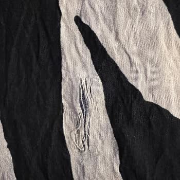 H&M Kısa Sürede Kumaşta Yıpranma