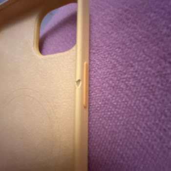 iPhone Telefon Kılıf Soyulması