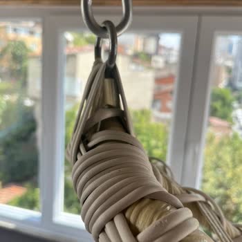 Bambi Yatak Fornelli Salıncak Hakkında