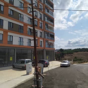 İsmail Demirtaş Beton Sitemizin Elektrik Kablosunu Kopardılar