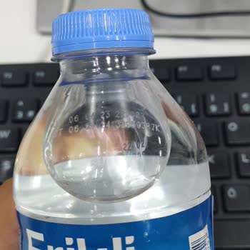 Erikli Su İçerisinde Deterjan Kokusu Var