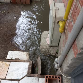 Bursa Büyükşehir Belediyesi Ana Gider Hattına Yağmur Giderinin Bağlanması Yagmur Eve Su Basması