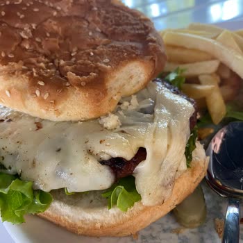 Alaçatı Muhallebicisi Bayat Yemek Menü Dışı Servis