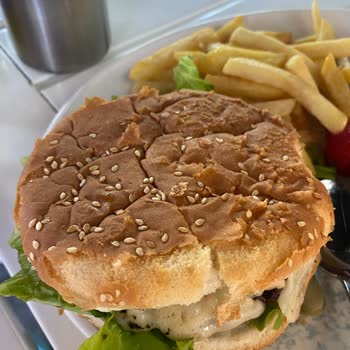 Alaçatı Muhallebicisi Bayat Yemek Menü Dışı Servis