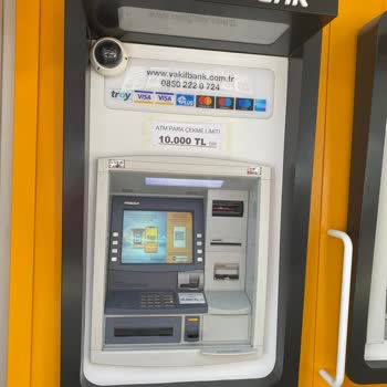 VakıfBank ATM Paramı Yuttu