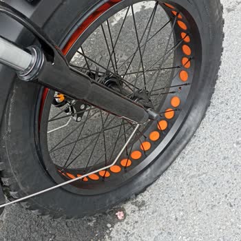 Skyjet Elektrikli Bisikletin Garantisi Başlamadan Patlayan Ön Teker