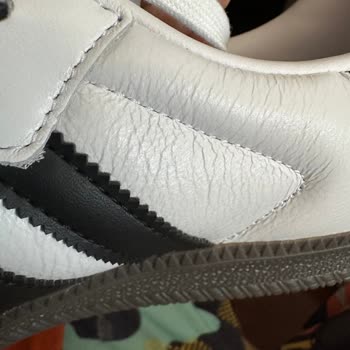 adidas Hasarlı, Defolu Kullanılmış Ürün Satışı