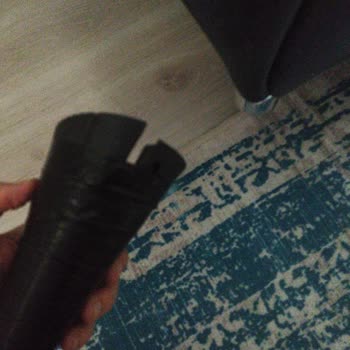 Aksu Çarşı Dikkatsizlik Müşteriyi Umursamamak Başından Sağmak