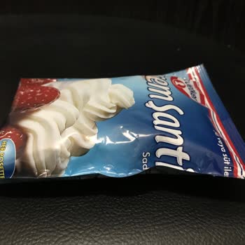 Dr. Oetker Krem Şanti Kapalı Paket Şişti