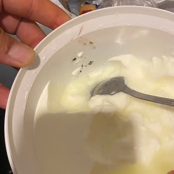 İçim Yoğurt Kutusunda Leke Var