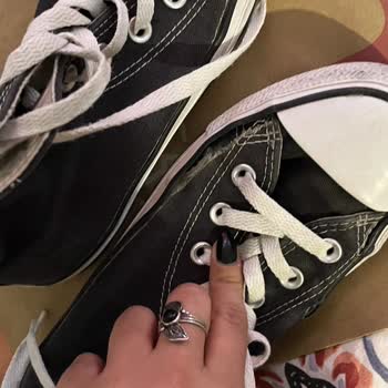 Converse Ayakkabı Garantiye Gönderilmedi