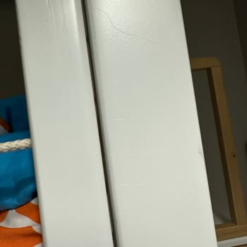 Montessori İstanbul Kalitesiz İşçilik Ve Boya Deformasyonu