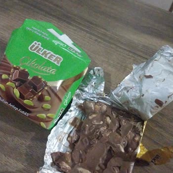 Ülker Antep Fıstıklı