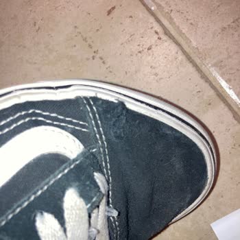 Sneaks Up'tan Aldığım Ayakkabı Aylar İçinde Giyilmez Hale Geldi