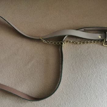 Pelin Yıldırım Uyduruk Bir Kemer Yolladı