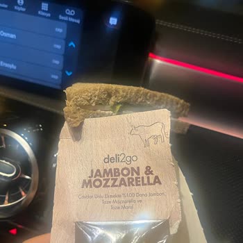 Dardanel Sandviçte Kıl Çıktı