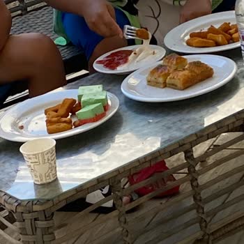Halal Paradise Didim Hizmetten Hayal Kırıklığına Uğradım