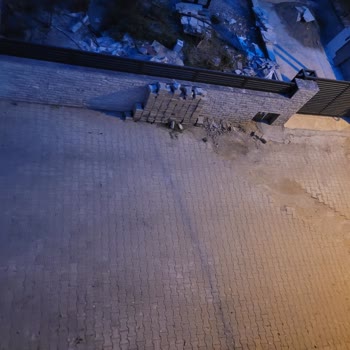 İzmir Büyükşehir Belediyesi Çamlıçay Mahallesi Kokuyor