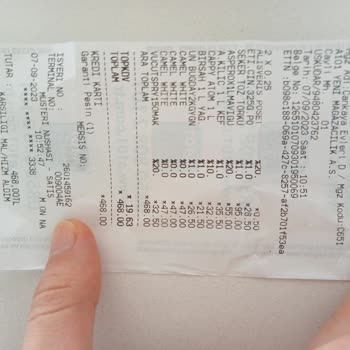 Eti Gıda Eti Marka Cin Bisküvinin İçindeki Kurt