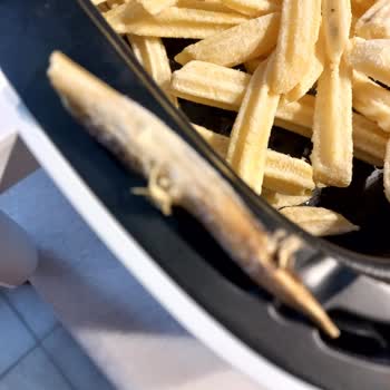 Feast Patateslerin İçinden Odun Parçası Çıktı