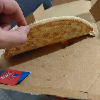 Domino's Pizza Siparişimi Yanlış Teslim Etti