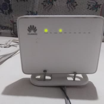 Huawei Modem Siyah Büyük Kapsayan İnternet Kablosu Çalındı