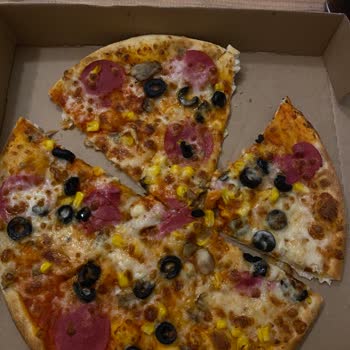 PizzaLazza Kötü Bir Deneyim Yaşadım!
