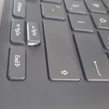 Asus Garanti Kapsamındaki Ürüne Ücret Talep Ediyor...