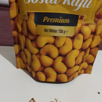 Çerezya Soslu Kajudan Çıkan Kurt Larvaları