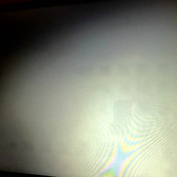 Monster Laptopta Klavyenin Ekranda Kalıcı İz Bırakıyor