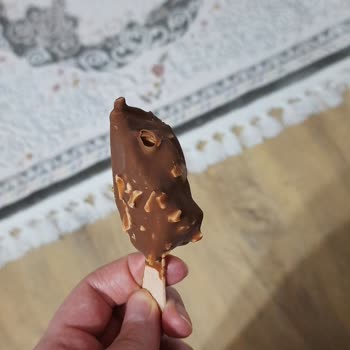 BİM Adora Dondurma Yarım Çıktı