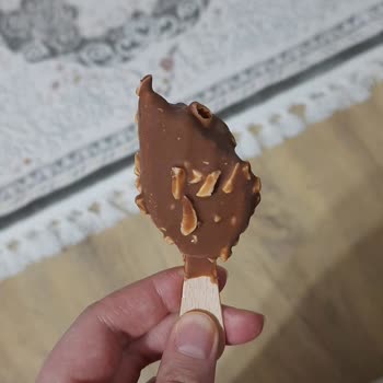 BİM Adora Dondurma Yarım Çıktı